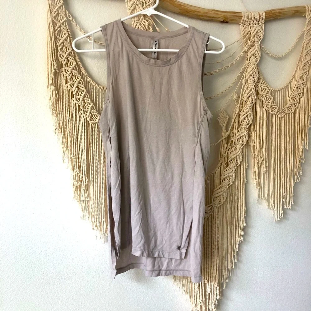 Fabletics Augusta Sandstone Top